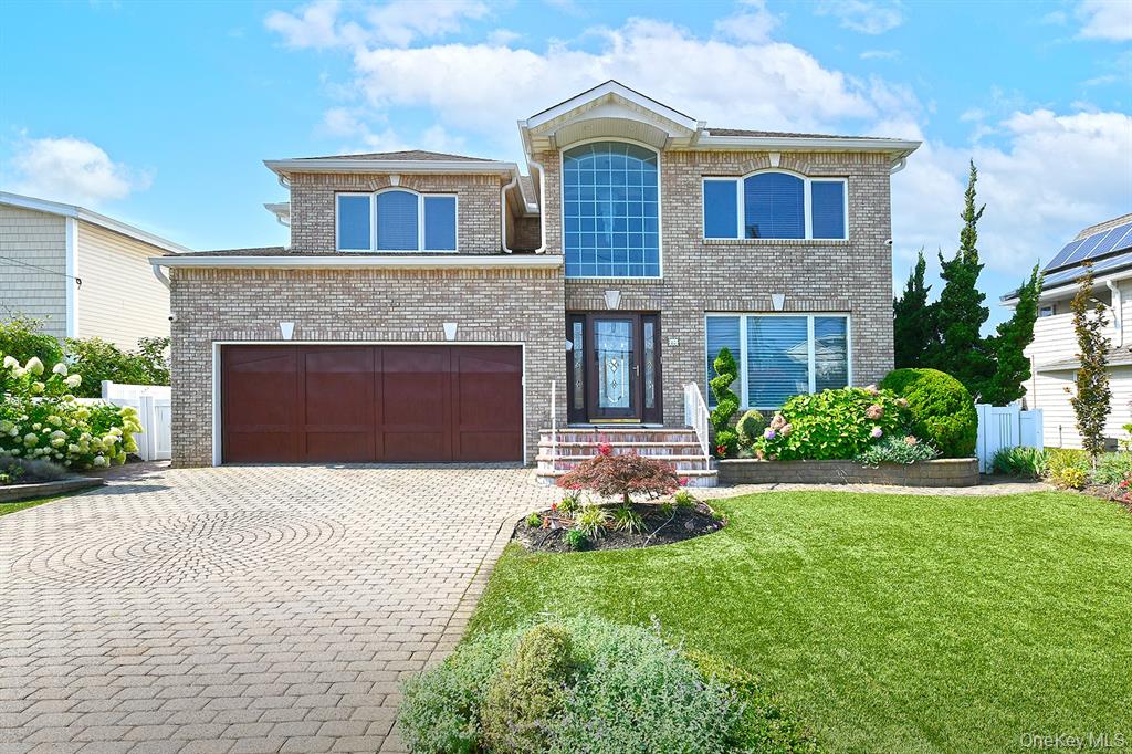 83 Fairwater Avenue
